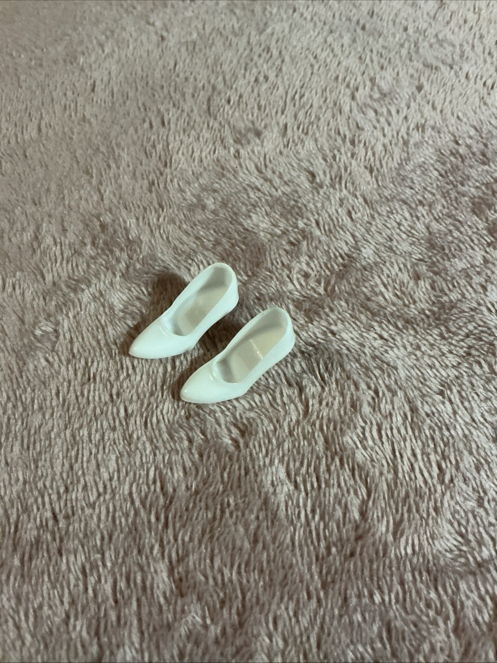 Vintage barbie close-toe heels white